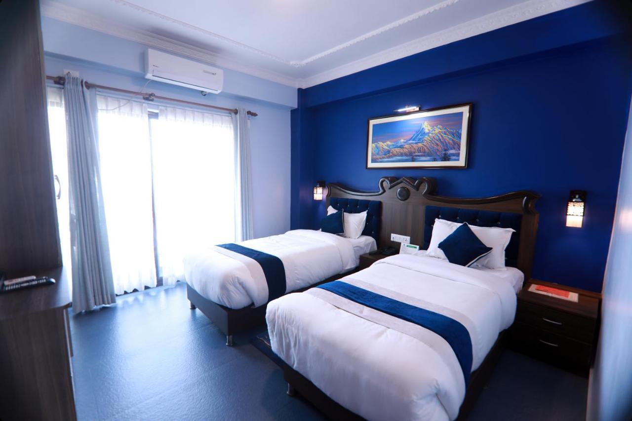 Hotel Task International Покхара Экстерьер фото