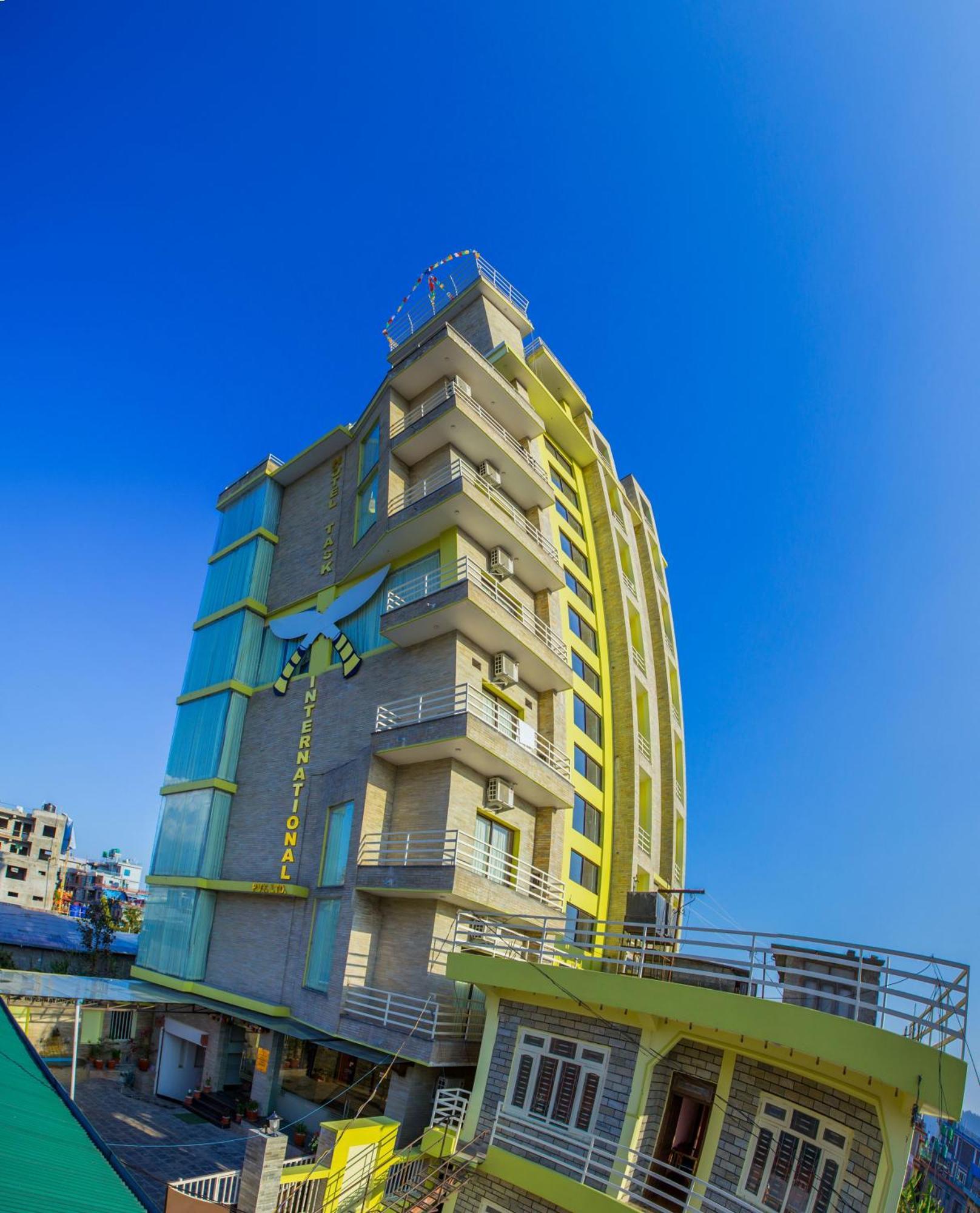 Hotel Task International Покхара Экстерьер фото