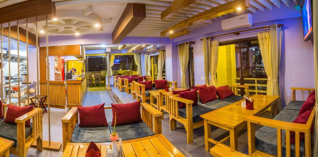 Hotel Task International Покхара Экстерьер фото